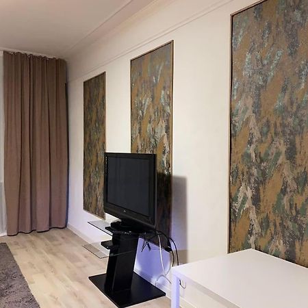 Center Of Chisinau 2 Rooms Ngoại thất bức ảnh