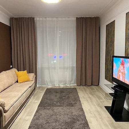 Center Of Chisinau 2 Rooms Ngoại thất bức ảnh