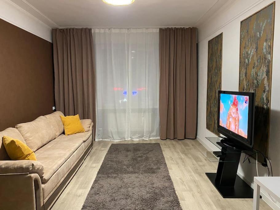 Center Of Chisinau 2 Rooms Ngoại thất bức ảnh